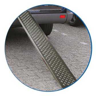 Loading ramp aluminium 180x21cm 200kg per piece T&uuml;V/GS